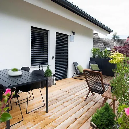 House 24 Gæstehus Bled